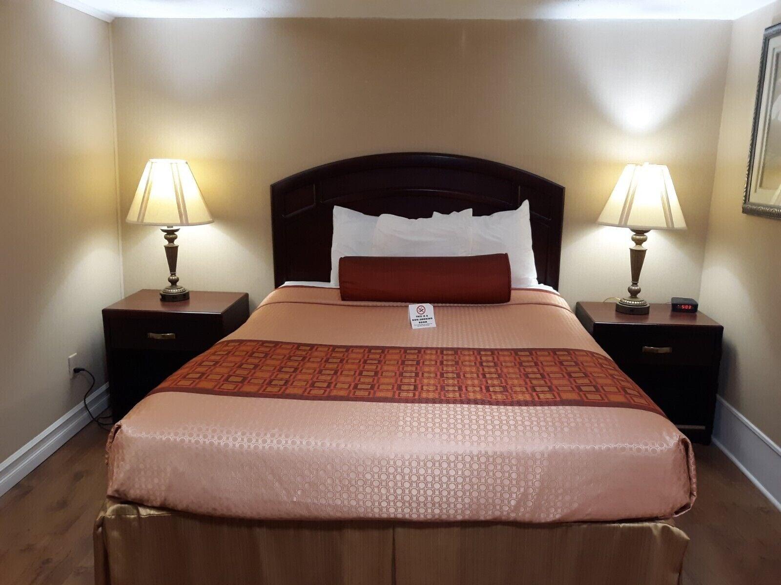 Rodeway Inn Weedsport Exterior foto